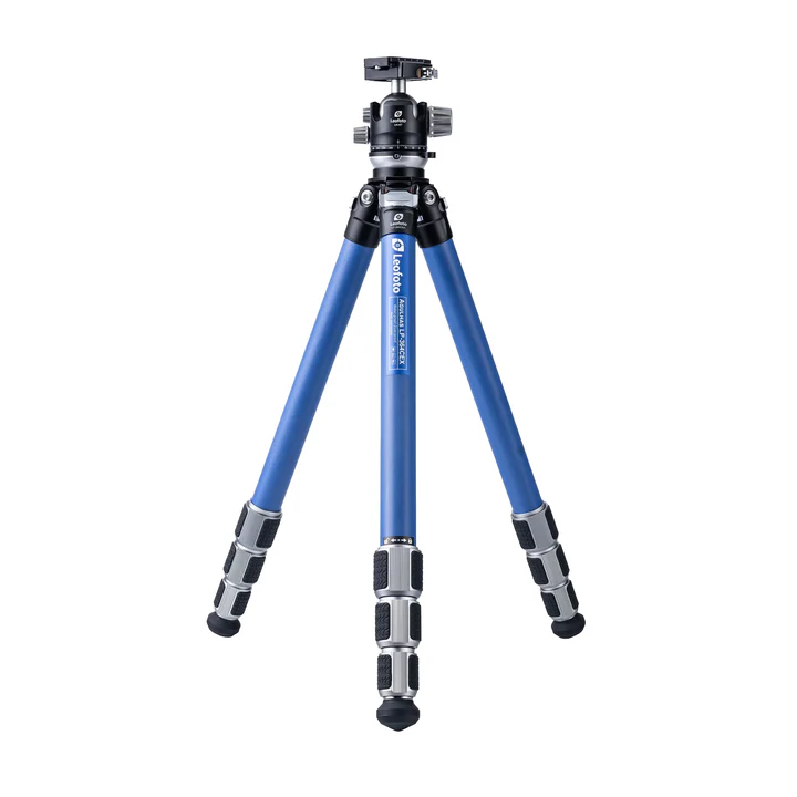 Leofoto Agulhas Carbon Fiber Tripod Kit | LP-364CEX + LH-47LR