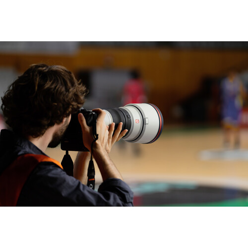 Sony FE 300mm f/2.8 GM OSS Lens - Image 9