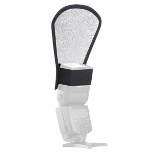 Neewer 2-in-1 Silver/White Reflector Bounce Card for Speedlights