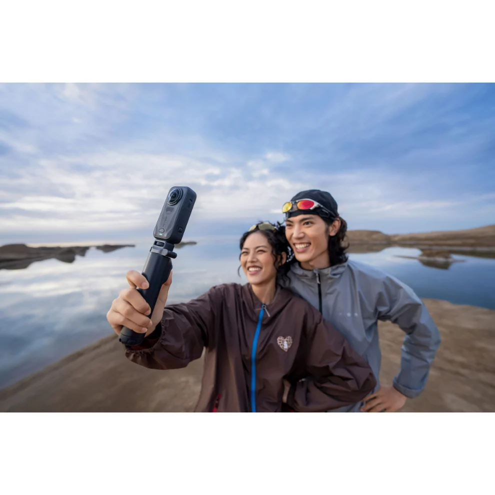 Insta360 X6 8K 360 Action Camera - Standard Bundle - Image 3