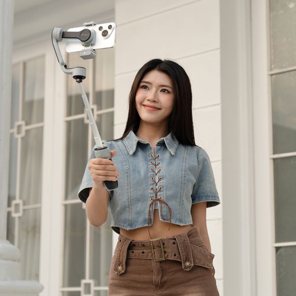 Zhiyun Cinepeer CQ5 Smartphone Gimbal Stabilizer - Image 13